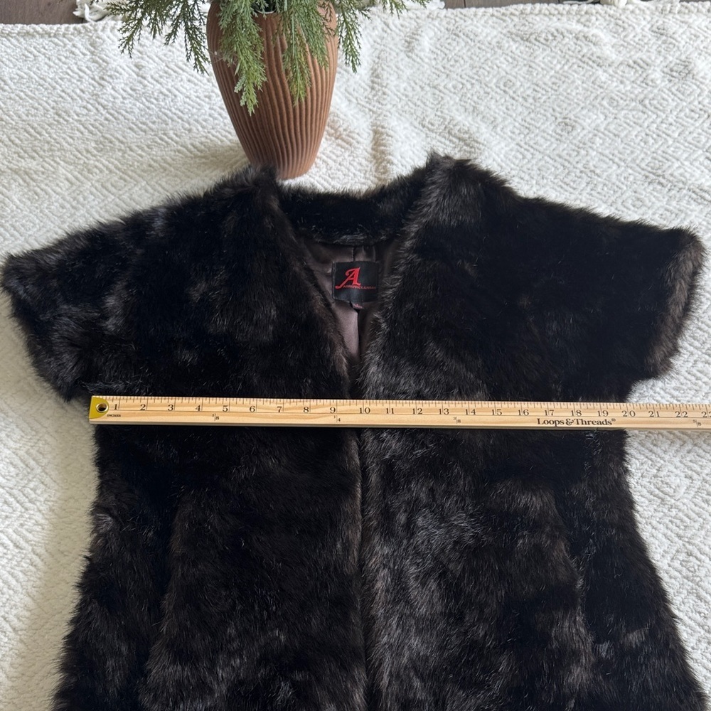 Adrienne Landau Dark Brown Faux Fur Vest Size S - Picture 7 of 13